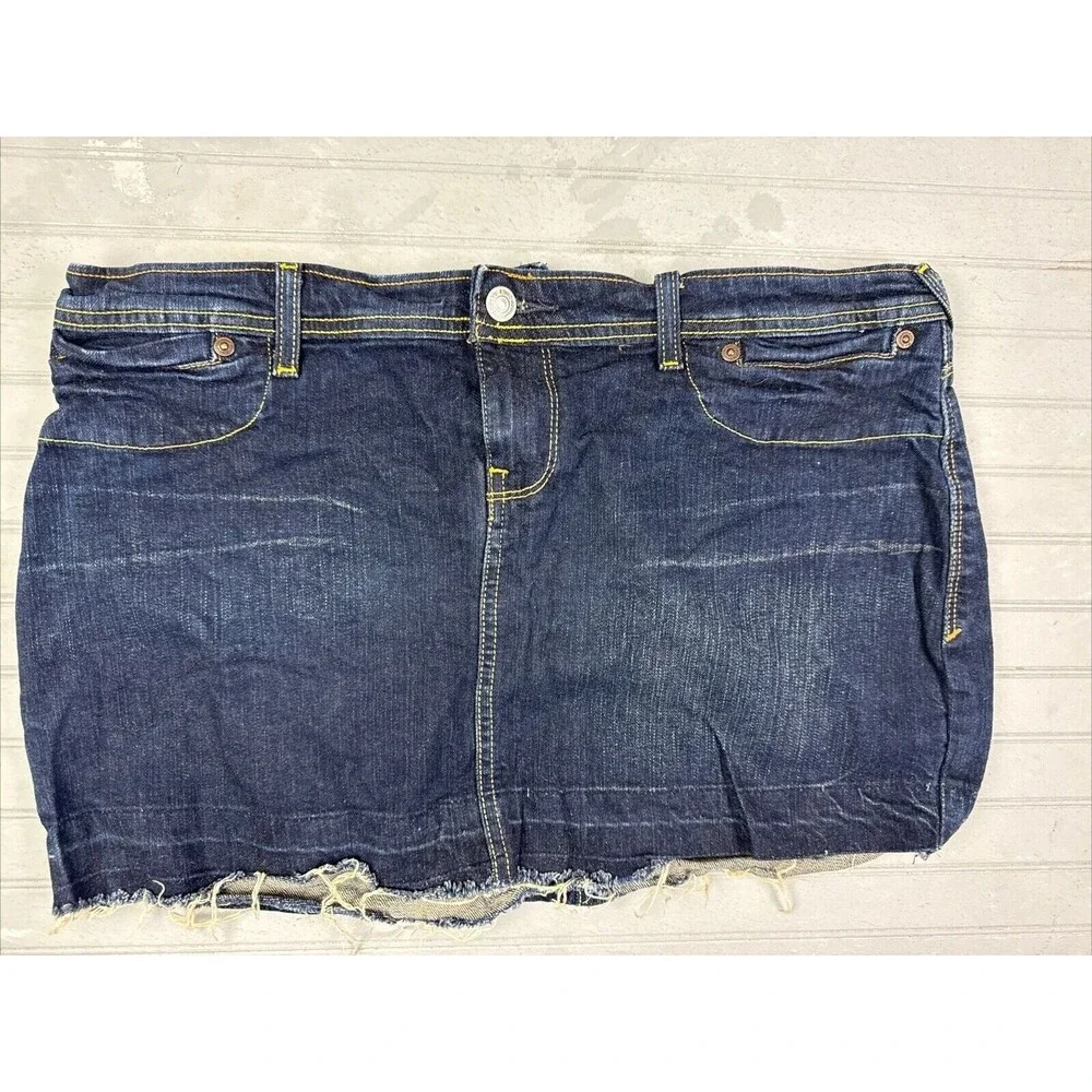 Ben Sherman Size L Womens Skirt Denim Jeans Raw Hem Dark Wash Stretch Mini